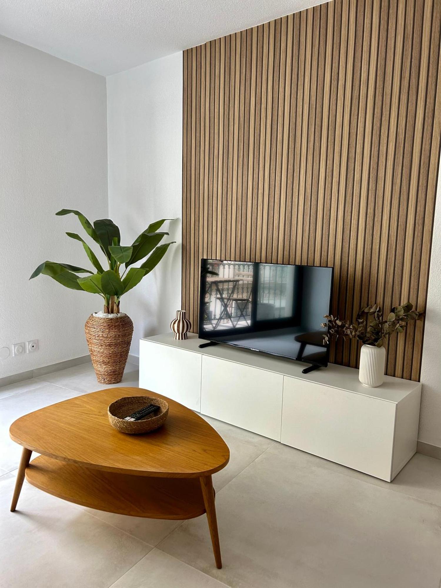 Menton Carre D'Or - Private Garage Apartment Exterior foto